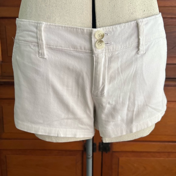American Eagle Low-Waist Shorts - Picture 1 of 5